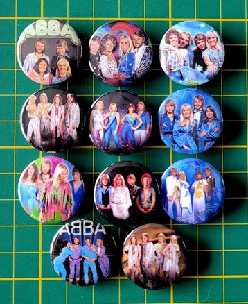 ABBA buttons beschikbaar voor biedingen