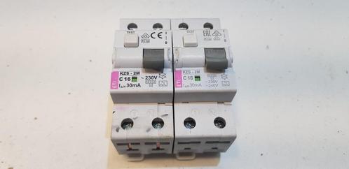 ETI Groepenkast Aardlekautomaat KZS-2M C16 30mA 230V (2x), Hobby en Vrije tijd, Elektronica-componenten, Gebruikt, Ophalen of Verzenden
