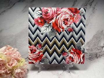 Maki knutsel roze rozen op zig zig servetten decoupage M515  beschikbaar voor biedingen