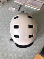 Fiets/skate helm Decathlon maat 59-62 cm, Ophalen of Verzenden, Zo goed als nieuw, Decathlon- B-twin