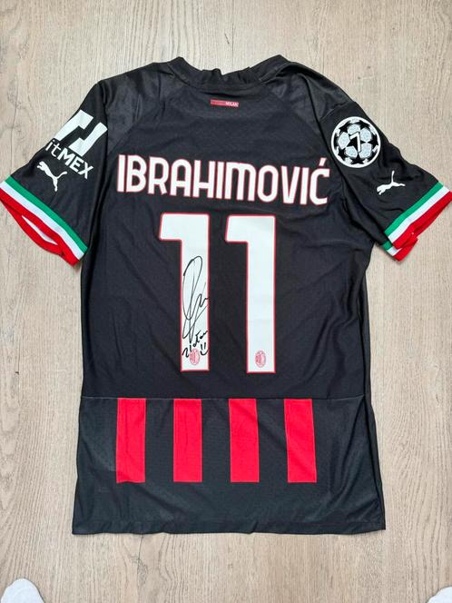 Gesigneerd shirt Zlatan Ibrahimovic, Verzamelen, Sportartikelen en Voetbal, Zo goed als nieuw, Shirt, Buitenlandse clubs, Ophalen of Verzenden