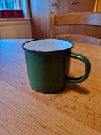 BROCANTE GROEN EMAILLE BEKER, Ophalen of Verzenden