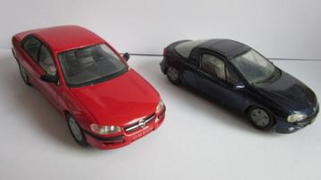 Opel Schuco modellen 2x beschikbaar voor biedingen