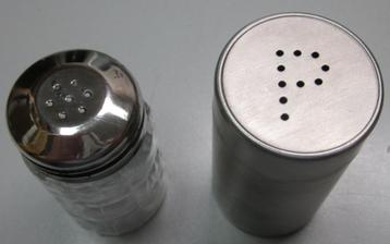 Te Koop: Peper en Zout potjes.  beschikbaar voor biedingen