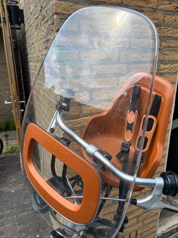 Bobike zitje voor beschikbaar voor biedingen