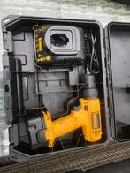 Dewalt accutol, Doe-het-zelf en Verbouw, Gereedschap | Boormachines, Ophalen of Verzenden, Zo goed als nieuw, Boor- en Schroefmachine