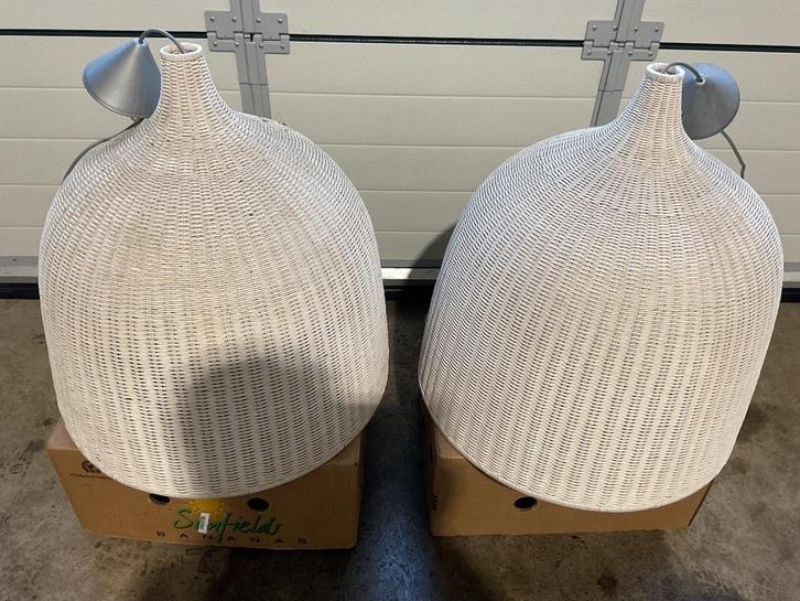 2 grote rieten hanglampen, Huis en Inrichting, Lampen | Hanglampen, Zo goed als nieuw, Minder dan 50 cm, Overige materialen, Ophalen