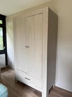 Kledingkast, whitewash met houtstructuur, 200x114x60cm, Ophalen, Gebruikt, 100 tot 150 cm, Met hangruimte