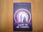 Licht in de tunnel, auteur: Marc de Hond, Boeken, Gelezen, Overige, Ophalen of Verzenden, Marc de Hond
