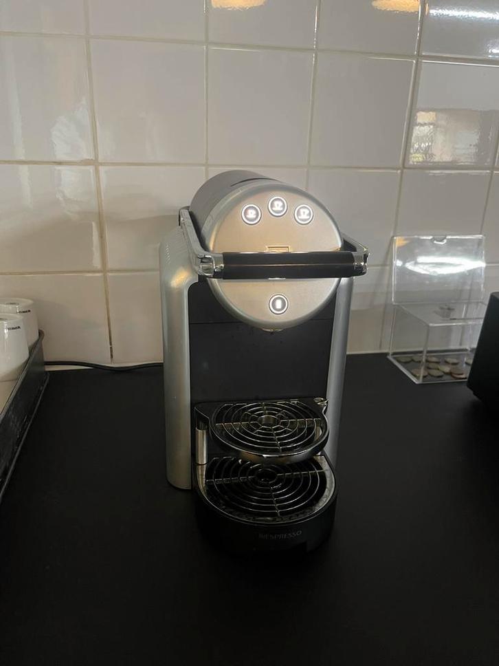Nespresso Zenius - Professionele Kwaliteit, Witgoed en Apparatuur, Koffiezetapparaten, Gebruikt, Koffiepads en cups, Espresso apparaat