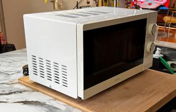 Compacte magnetron beschikbaar voor biedingen