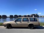 Gouden Volvo 940 2.3 IC 1996, Euro 2, Stoelverwarming, 74 €/maand, Zwart