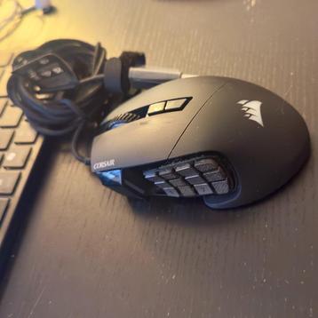 CORSAIR SCIMITAR RGB ELITE Gaming Mouse beschikbaar voor biedingen
