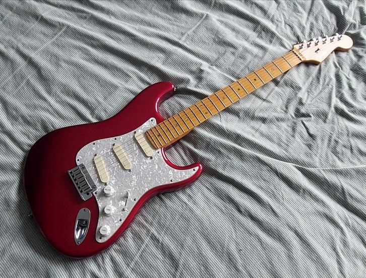 Fender stratocaster USA 50 anniversary Gilmour EMG DG20, Muziek en Instrumenten, Snaarinstrumenten | Gitaren | Elektrisch, Zo goed als nieuw