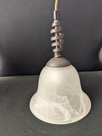Sfeervolle Zweedse hanglamp, gemêleerd glas, Huis en Inrichting, Lampen | Hanglampen, Ophalen of Verzenden, Gebruikt, Glas, Minder dan 50 cm