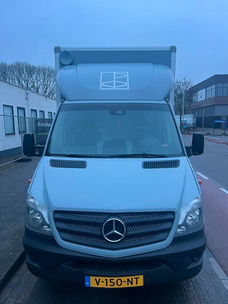 Mercedes benz sprinter  Bakwagen met Laadklep, Auto's, Bestelauto's, Bedrijf, Ophalen