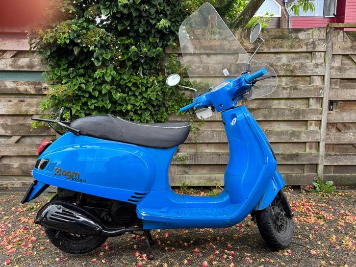 AGM VX50, Fietsen en Brommers, Snorfietsen en Snorscooters, Gebruikt, Overige merken, Benzine, Ophalen