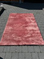 Vloerkleed rosé, Huis en Inrichting, Stoffering | Tapijten en Kleden, Ophalen, Zo goed als nieuw, Rechthoekig, 200 cm of meer