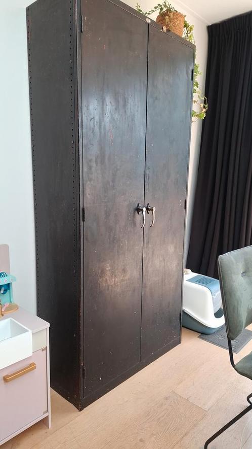 Metalen Vakkenkast - Wijnopslag of Allrounder, Huis en Inrichting, Kasten | Lockerkasten, Gebruikt, Ophalen