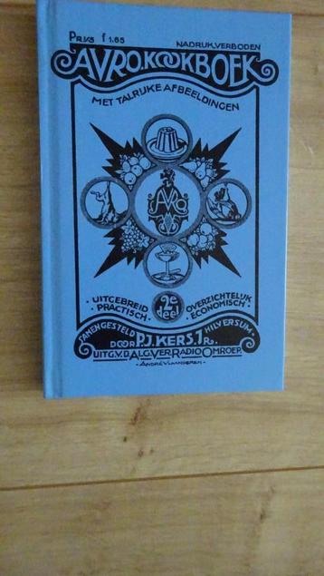 AVRO kookboek P.J. Kers Dit boek is een herdruk uit 1929  beschikbaar voor biedingen