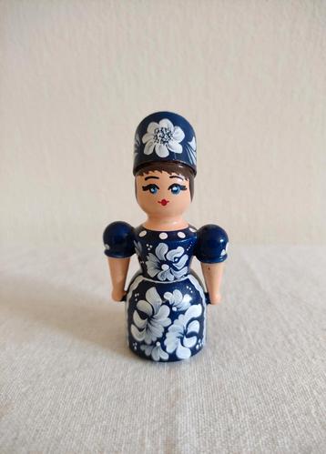 Vintage houten peper of zout vaatje uit Hongarije. beschikbaar voor biedingen