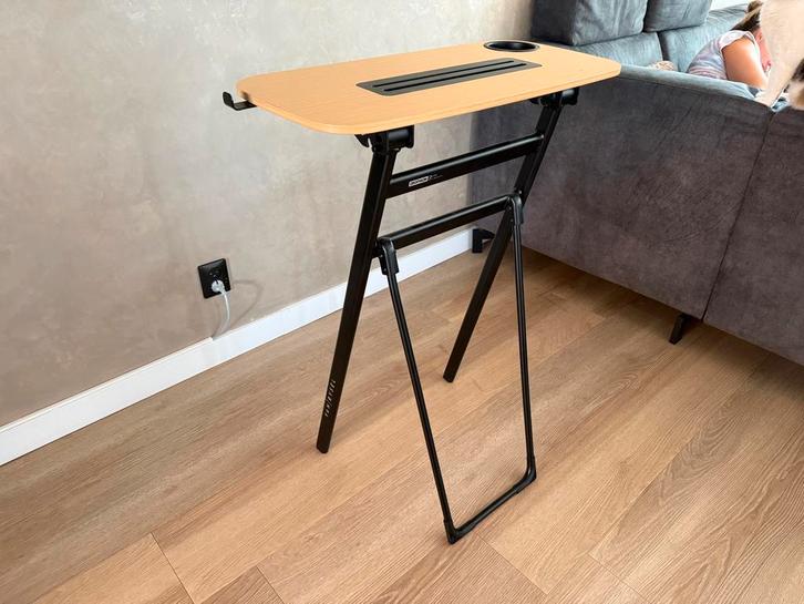 Van Rysel Laptoptafel voor Fietstrainer, Sport en Fitness, Fitnessmaterialen, Gebruikt, Overige typen, Ophalen
