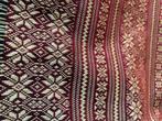 Nieuw vintage zijden tafelkleed/wandkleed Thailand 100x20, Verzenden, Nieuw