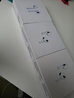 Air pods doosjes, Ophalen of Verzenden, Zo goed als nieuw