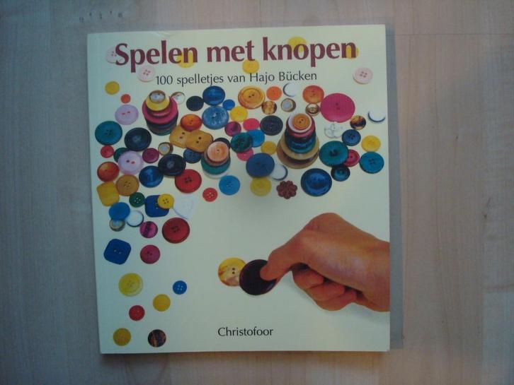 Hajo Bücken - Spelen met knopen, Boeken, Hobby en Vrije tijd, Zo goed als nieuw, Ophalen of Verzenden
