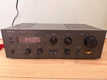 Vintage Technics SU-V2A geïntegreerde versterker beschikbaar voor biedingen