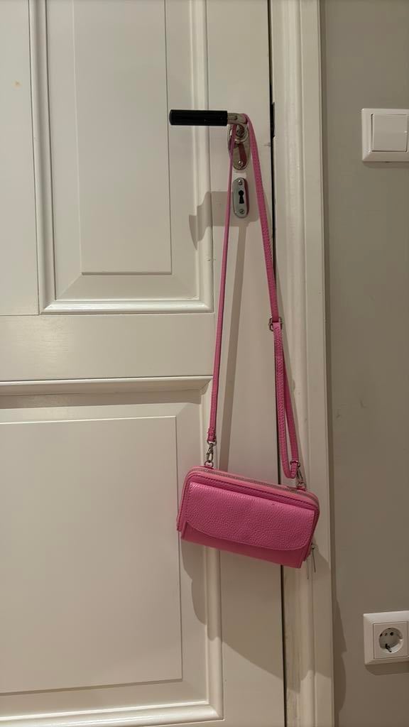 Vera pelle tasje roze, Sieraden, Tassen en Uiterlijk, Tassen | Damestassen, Ophalen of Verzenden, Zo goed als nieuw, Roze, Schoudertasje