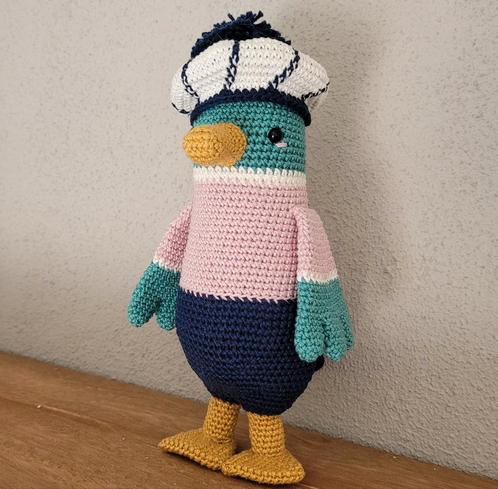Gehaakte eend James knuffel, Hobby en Vrije tijd, Breien en Haken, Nieuw, Haken, Overige typen, Ophalen of Verzenden