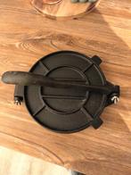 Tortilla pers gietijzer, Ophalen, Gebruikt