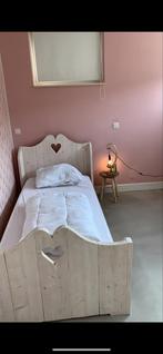 Steigerhouten Meiden Bed met Hartjes, Huis en Inrichting, Slaapkamer | Bedden, Ophalen, Gebruikt, 90 cm, Eenpersoons