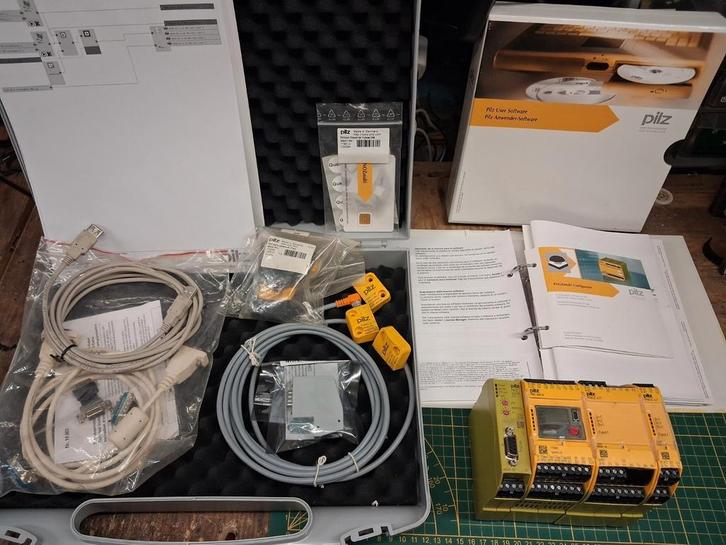 Pilz Pnoz, Doe-het-zelf en Verbouw, Elektra en Kabels, Gebruikt, Overige typen, Ophalen