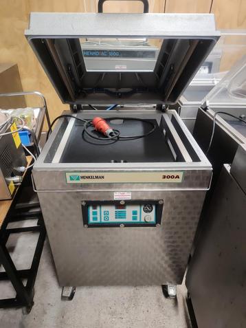 Henkelman 300 a vacuummachine 400 volt moet weg koopje  beschikbaar voor biedingen