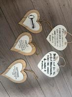 Houten hartjes met tekst, Huis en Inrichting, Ophalen, Zo goed als nieuw