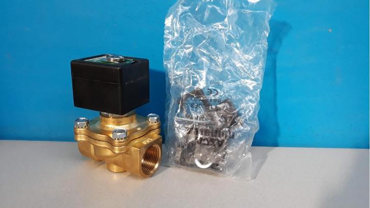 Magneetventiel 2-weg aansluiting Asco SCE210D095, Doe-het-zelf en Verbouw, Verwarming en Radiatoren, Nieuw, Cv-ketel of Combi-ketel