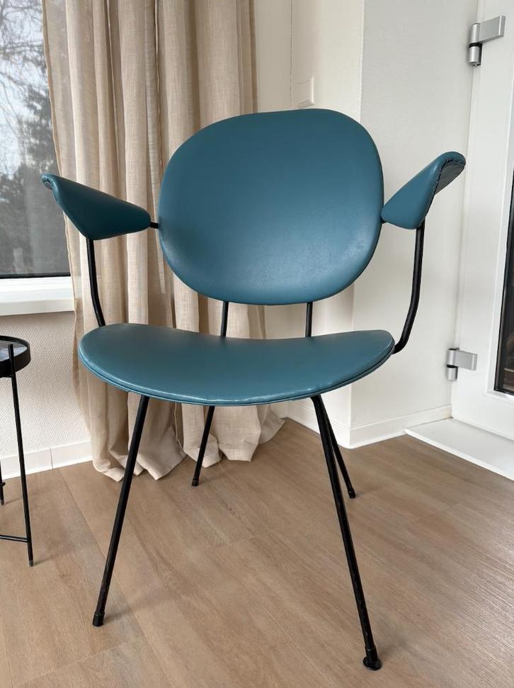 Gispen Kembo 302 Fauteuil, Huis en Inrichting, Fauteuils, Gebruikt, Leer, Metaal, 50 tot 75 cm, Minder dan 75 cm, Ophalen