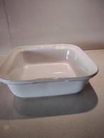 Ovenschaal wit aardewerk Pyrex, Huis en Inrichting, Keuken | Potten en Pannen, Ophalen of Verzenden, Zo goed als nieuw, Overige materialen