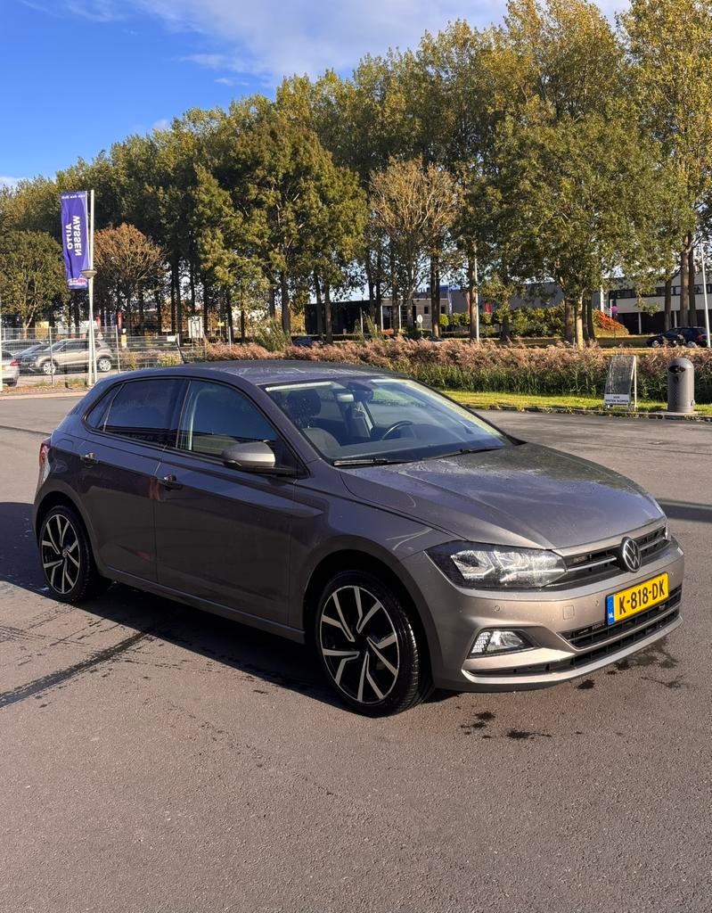 Volkswagen Polo 1.0 TSI 95pk 7-DSG 2020 Grijs, Auto's, Volkswagen, 95 pk, 1096 kg, 49 €/maand, Origineel Nederlands
