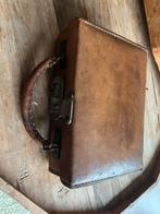 Klein lederen koffertje, Antiek en Kunst, Ophalen of Verzenden