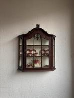 Vintage vitrine wandkastje, Ophalen, Minder dan 50 cm, Gebruikt, Glas