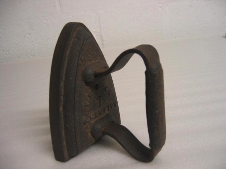 antiek strijkijzer W. Hampton, Antiek en Kunst, Antiek | Overige Antiek, Ophalen of Verzenden