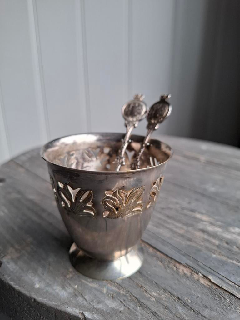 Verzilverd lepelvaasje met lepeltjes, Ophalen of Verzenden