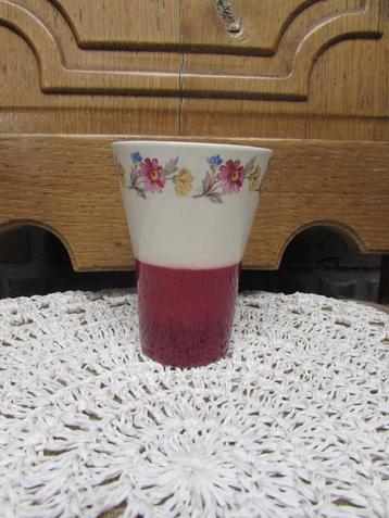 Vintage koffiemok/bloemvaasje 1950 beschikbaar voor biedingen