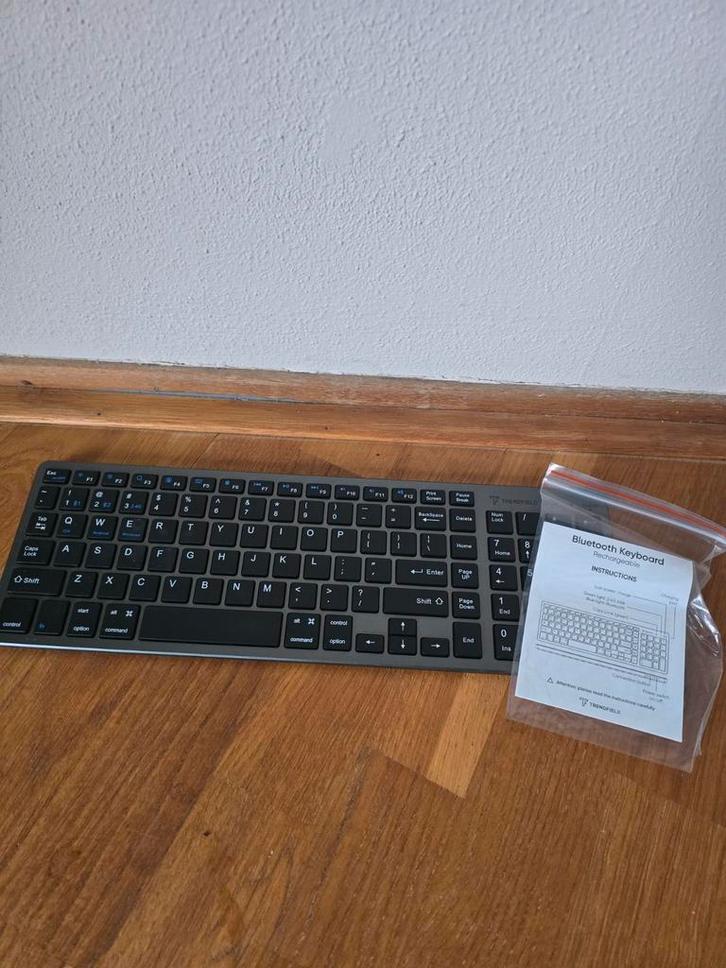 Draadloos Bluetooth Toetsenbord - Nieuw, Computers en Software, Toetsenborden, Nieuw, Qwerty, Draadloos, Ophalen of Verzenden