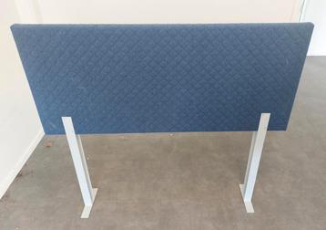 3 akoestische bureauscheidingswanden beschikbaar voor biedingen