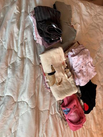 Set meisjes kleren maat 62/68 beschikbaar voor biedingen