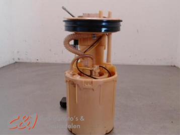 Brandstofpomp Elektrisch van een Volkswagen Transporter beschikbaar voor biedingen